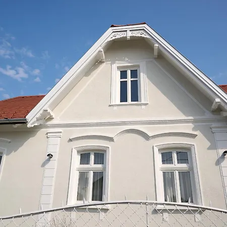 Buekfuerdo Nagy Pal 15 Apartman, Buekfalva * Bük